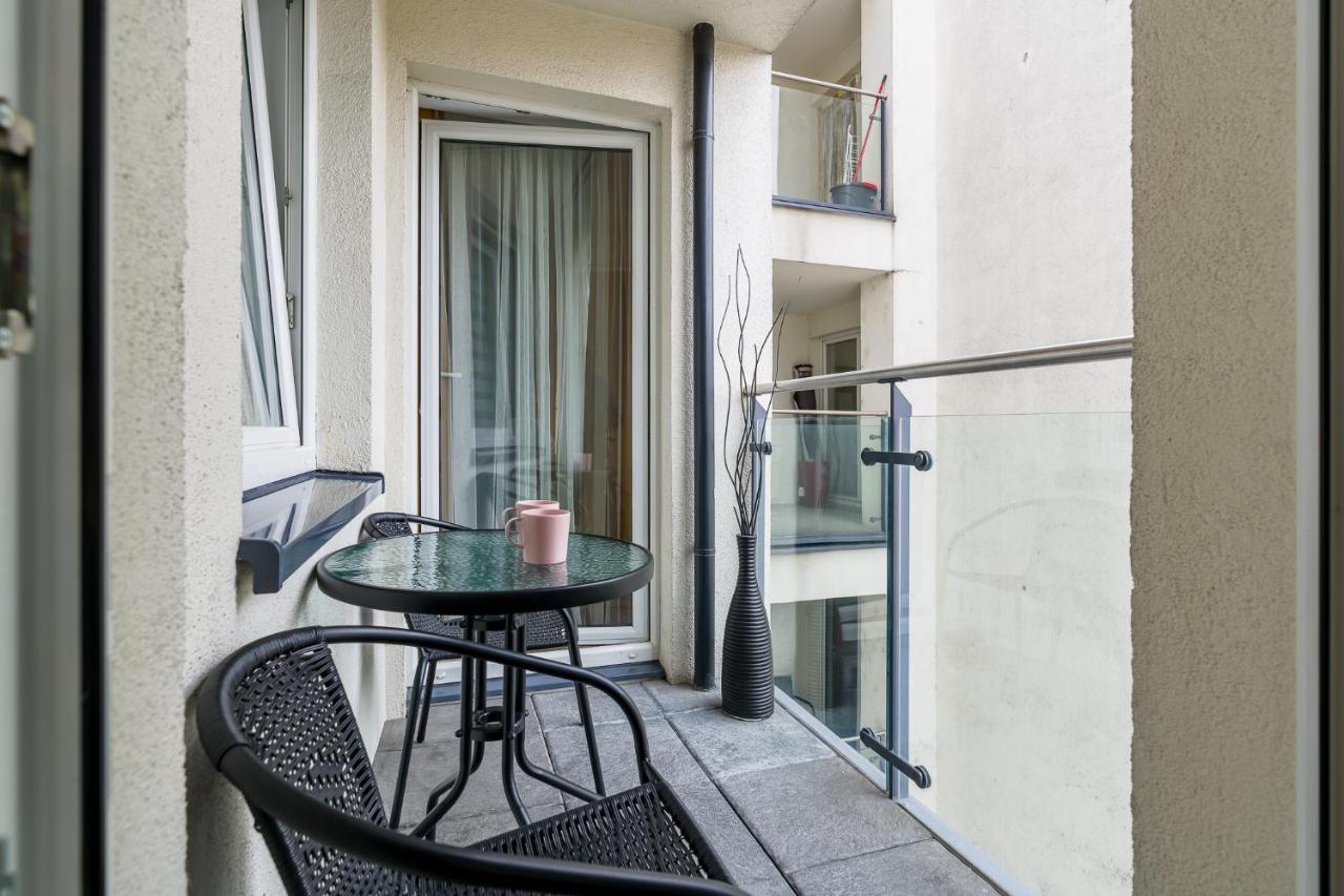 Sleepway Apartments -Garbary 95-101D พอซนาน ภายนอก รูปภาพ